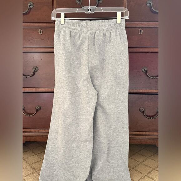 Zara Silver sparkle soft sweatpants with embossed NEW YORK on leg NWOT S - Picture 3 of 11